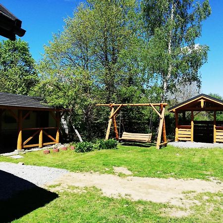 Dom - Nad Potokiem Guest House Lutowiska Exterior photo